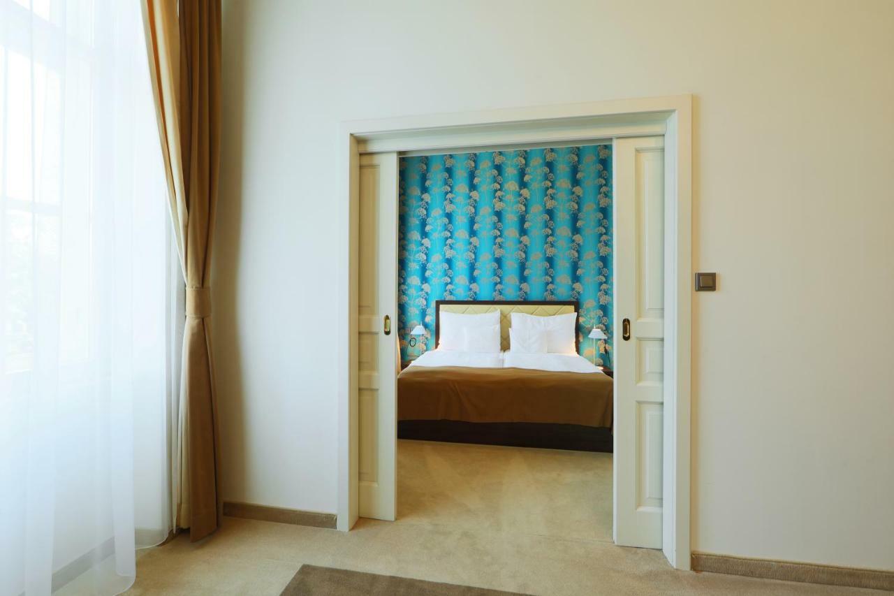 באלאטונפורד Ipoly Hotel Boutique Rooms & Suites מראה חיצוני תמונה